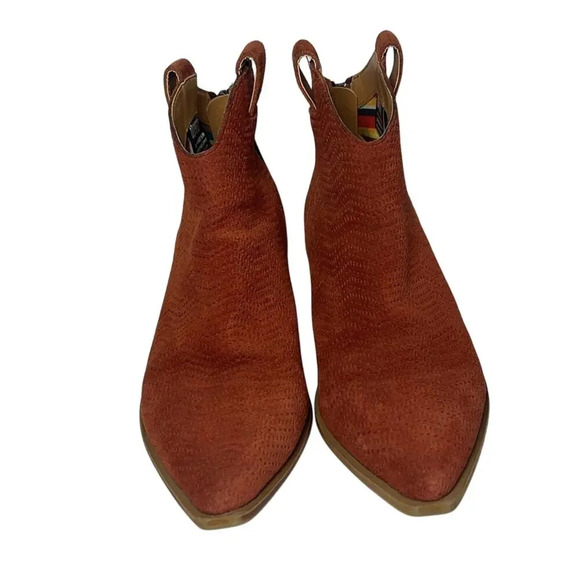 Dingo Kuster Pointed Toe Cowboy Casual Rust Ankle Boot Women's Size 6.5 - Picture 2 of 8